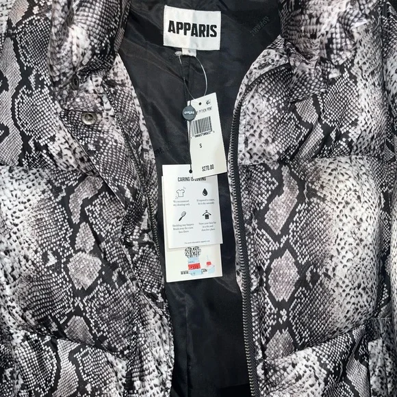 Python Print Coat - Picture 6 of 8